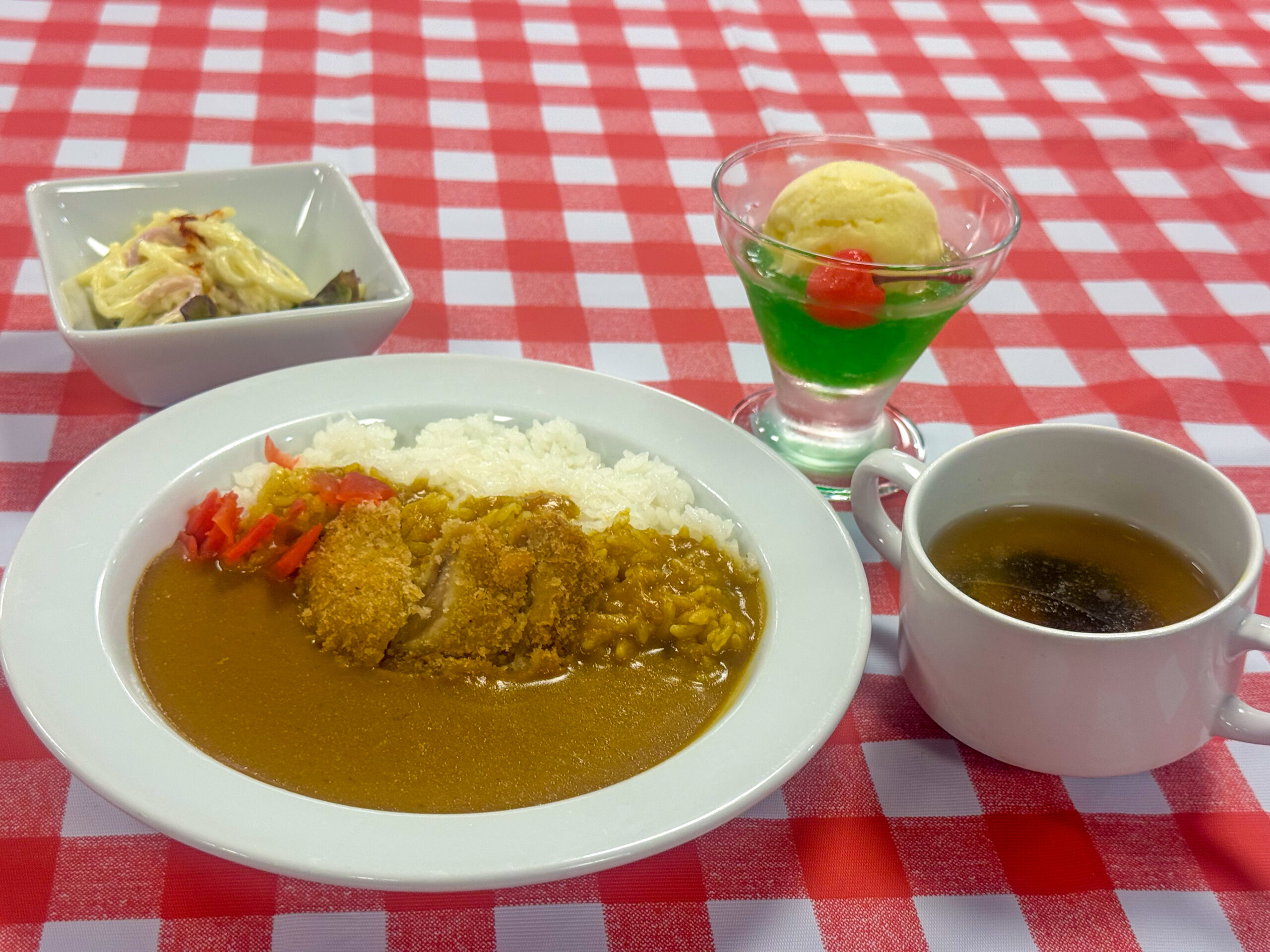【ハイカラ食堂】