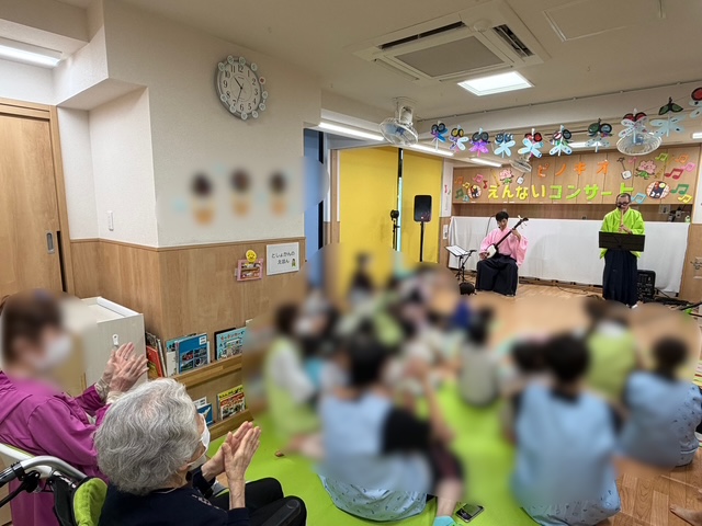 地域交流：コンサート