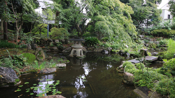 杉並区立天沼弁天池公園