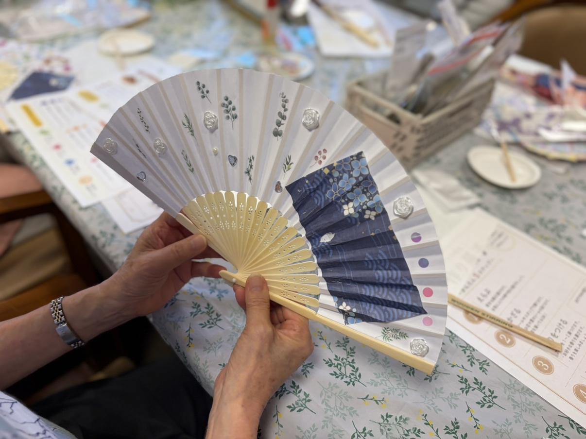 アロマ香る扇子作り